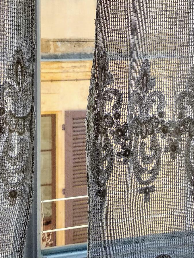 Apartament Le Nid Des Arenes Arles Zewnętrze zdjęcie